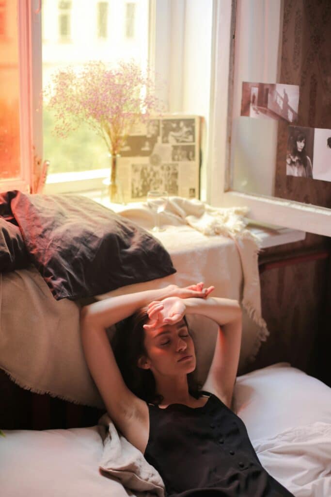 How Many Hours of Sleep Do Women Need?